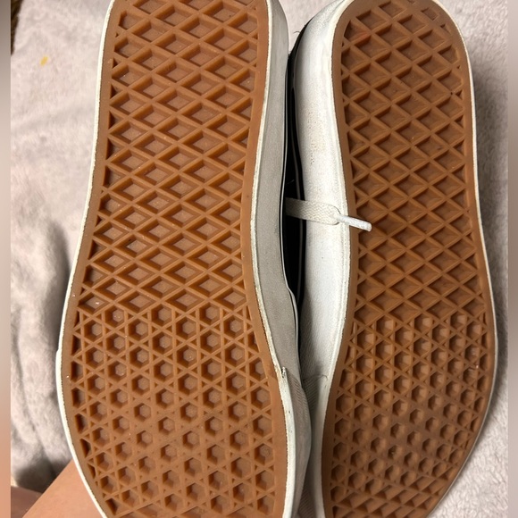 Black high tops - Picture 4 of 4